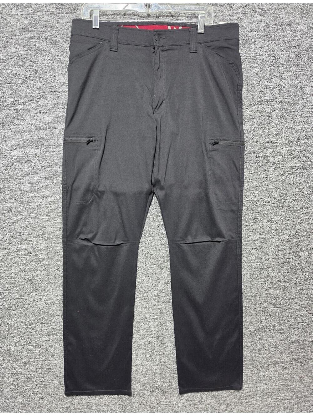 Wrangler Men's Flat Front Straight Leg Black Nylon Spandex Pants 34W